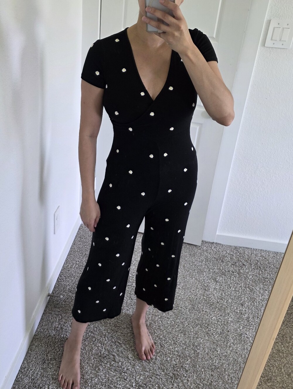 Stradivarius Black Jumpsuit With Embroidery Daisies Size L or M